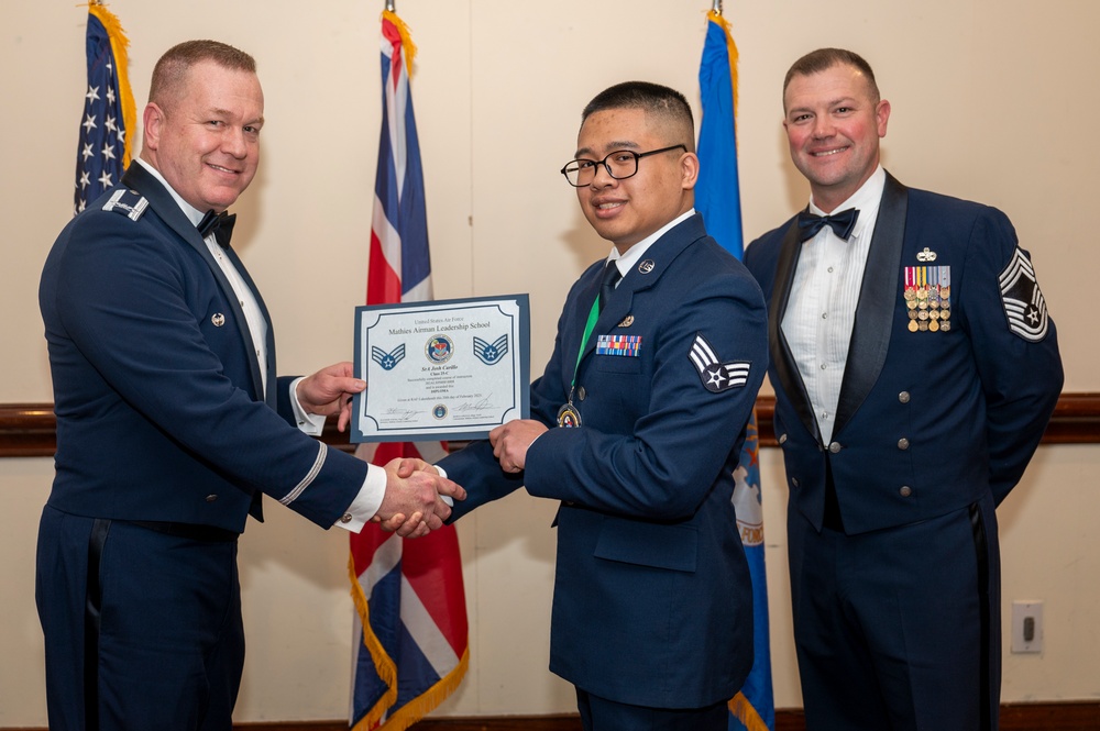 RAF Lakenheath recognizes ALS graduates