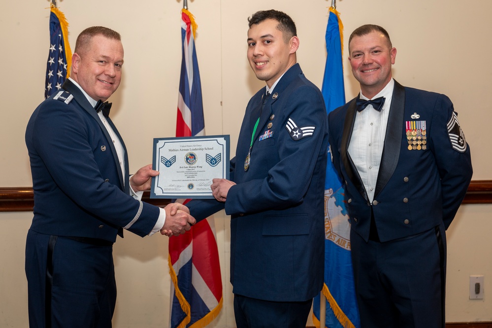 RAF Lakenheath recognizes ALS graduates