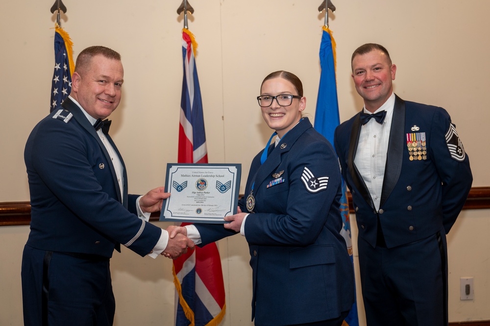 RAF Lakenheath recognizes ALS graduates