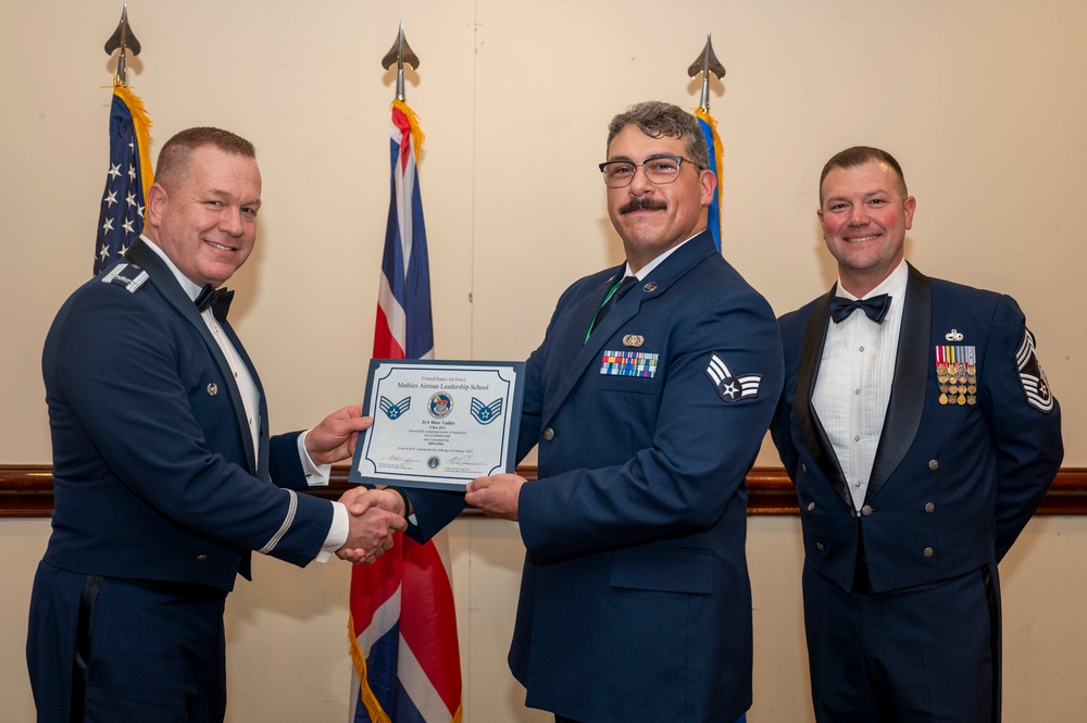 RAF Lakenheath recognizes ALS graduates