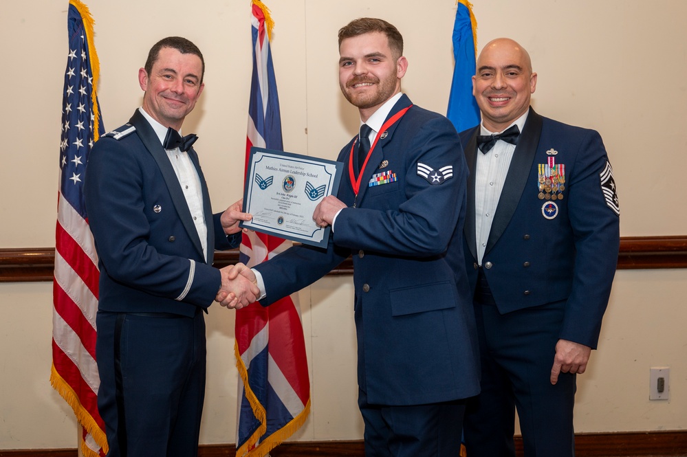 RAF Lakenheath recognizes ALS graduates