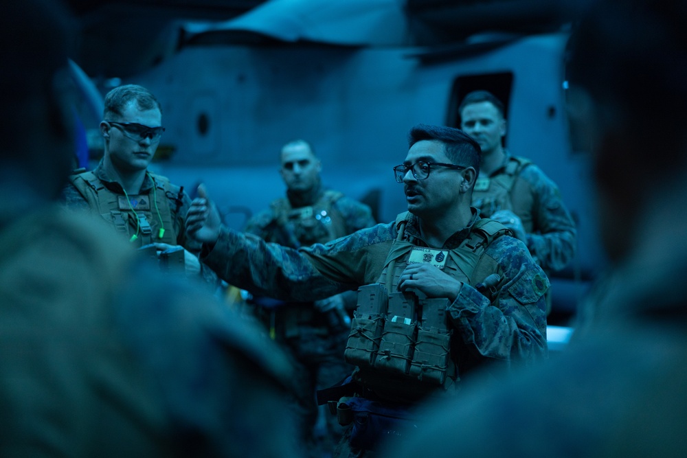 31st MEU | BLT 2/4 conducts Live-Fire Weapons Training aboard USS America (LHA 6)