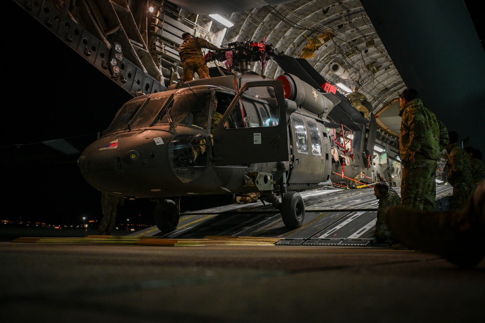 U.S. Army rotates Black Hawk units at Incirlik AB