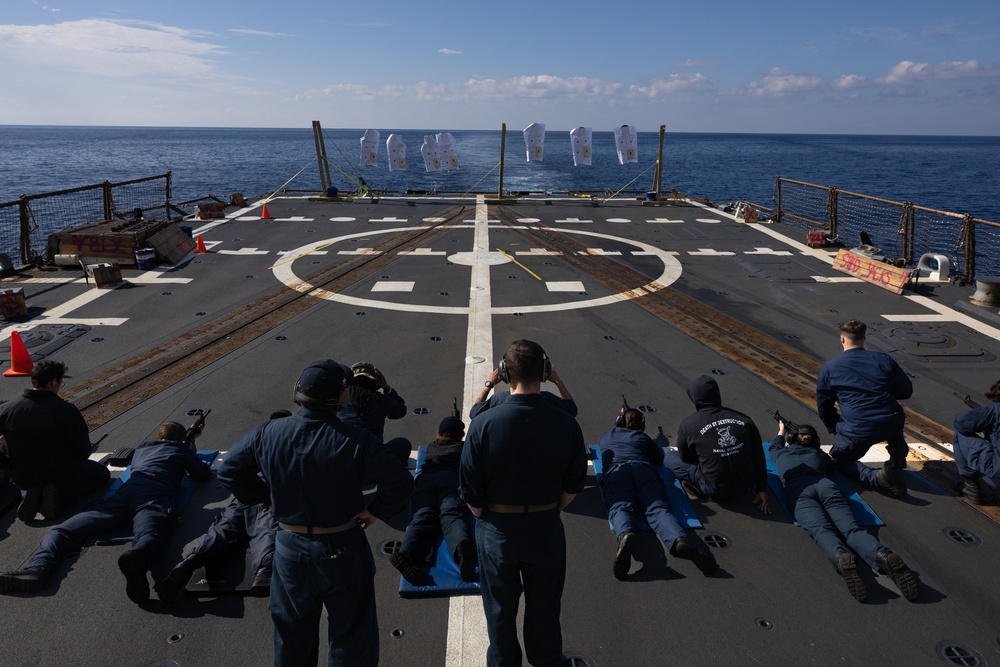 USS Oscar Austin (DDG 79) Conducts Small Arms Training