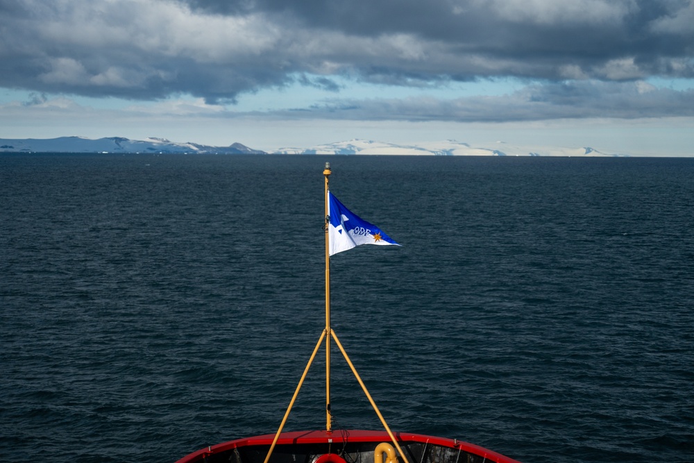 USCGC Polar Star (WAGB 10) conducts crew exchange in McMurdo Sound during Operation Deep Freeze