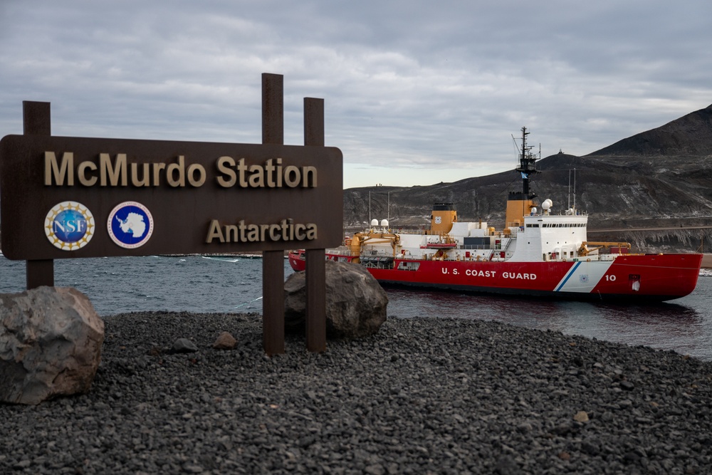 USCGC Polar Star (WAGB 10) visits NSF McMurdo Station during Operation Deep Freeze