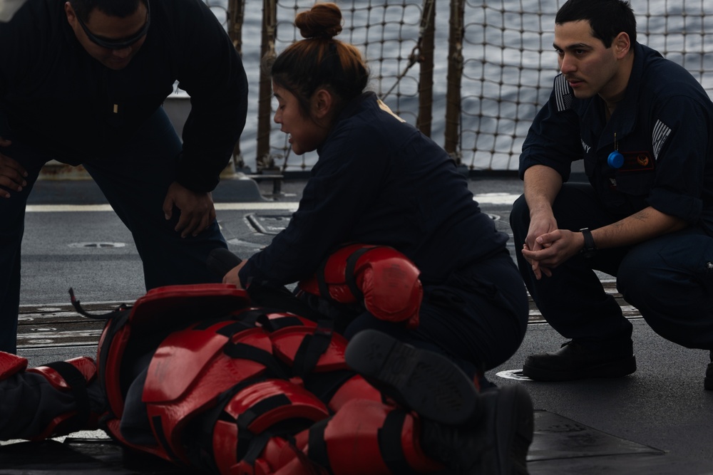 USS Oscar Austin (DDG 79) Conducts Security Reaction Force Bravo Course