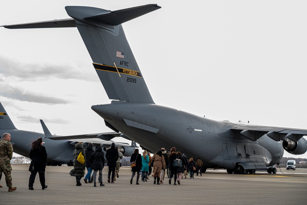 911th AW Leadership Pittsburgh base tour