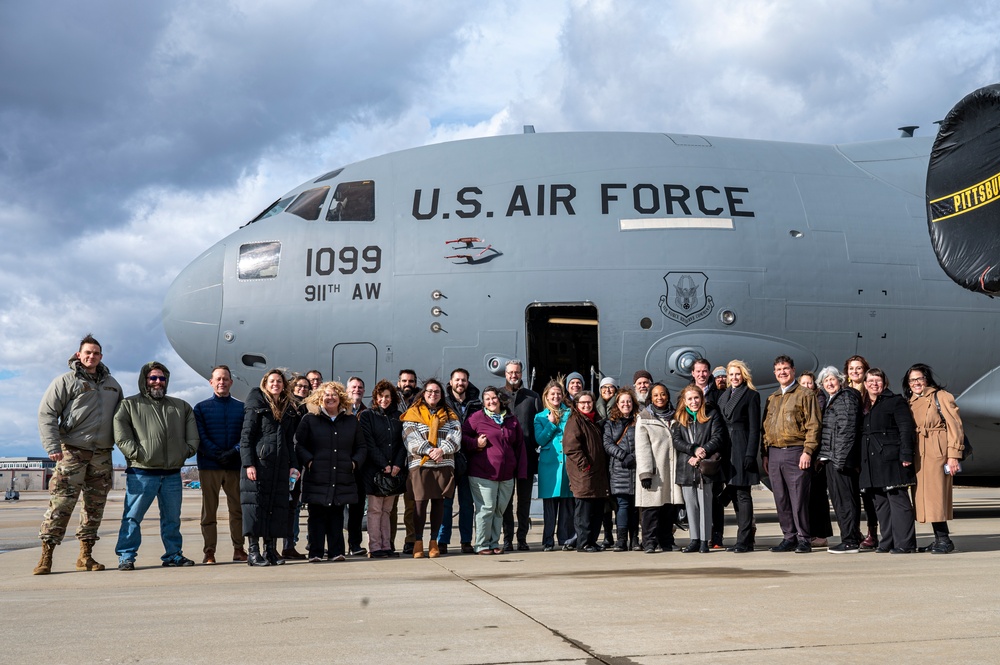 911th AW Leadership Pittsburgh base tour