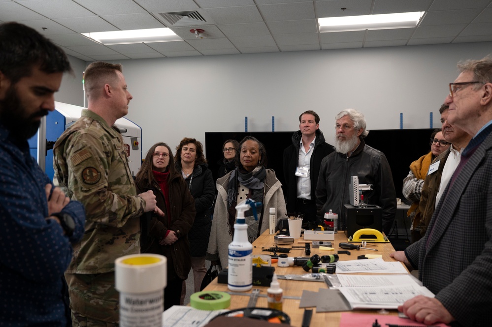 911th AW Leadership Pittsburgh base tour