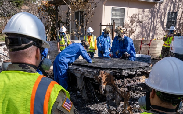Army, Marine leaders observe wildfire hazardous waste cleanup
