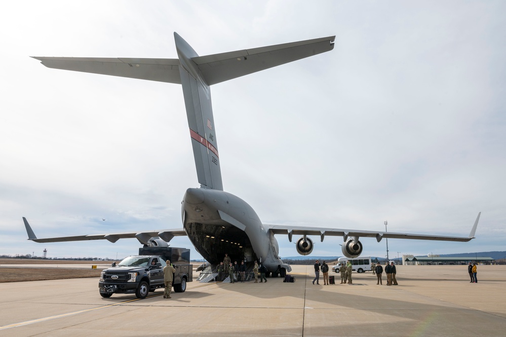 167th AW Airlifts 32nd WMD-CST