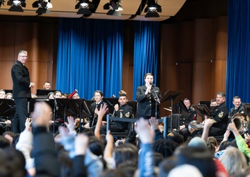 Students visit U.S. Navy Band at Washington Navy Yard