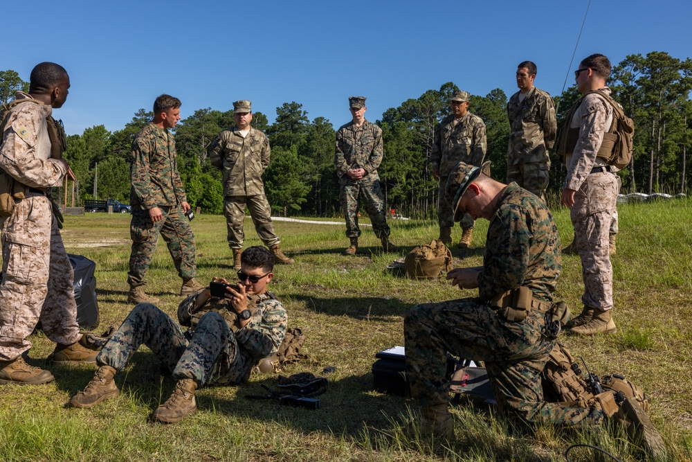 Peruvian Marines Visit School of Infantry – East