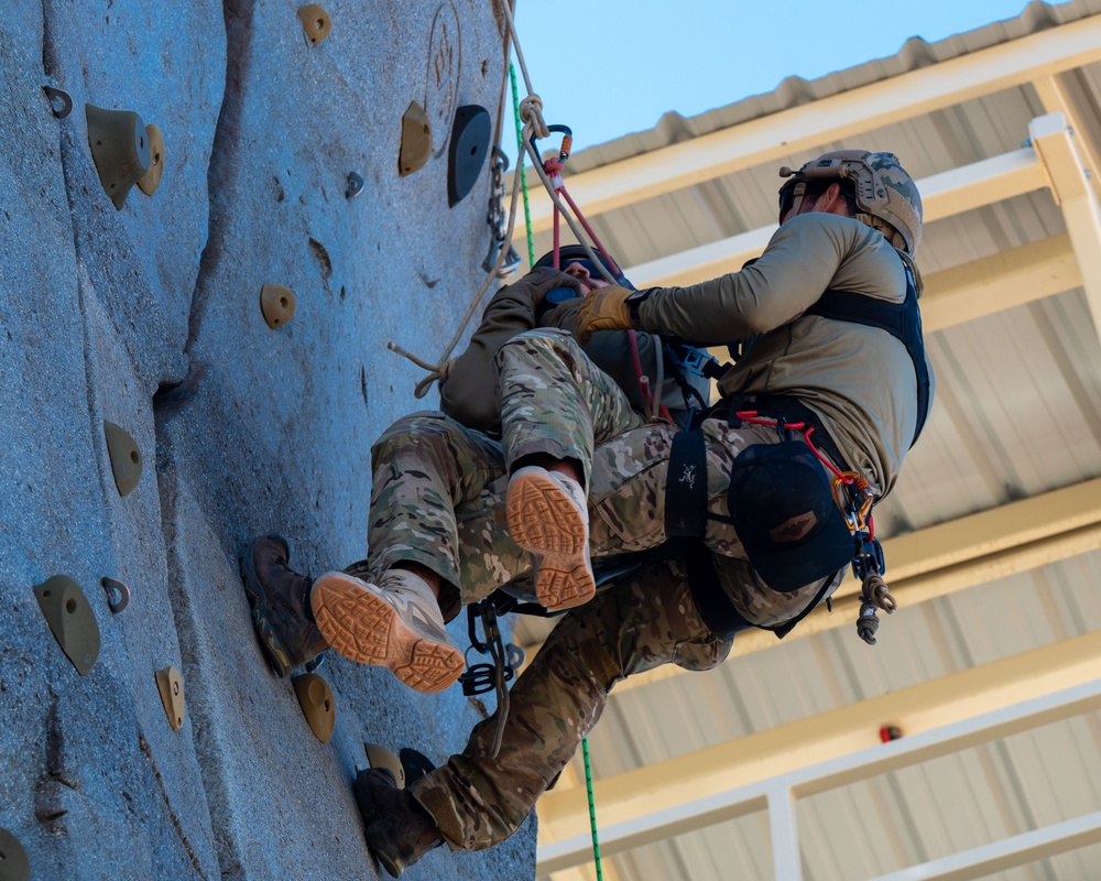 High angle, higher standards: 48th Rescue Squadron conducts high angle rescue training