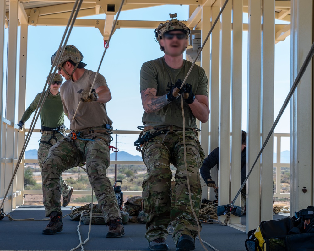 High angle, higher standards: 48th Rescue Squadron conducts high angle rescue training