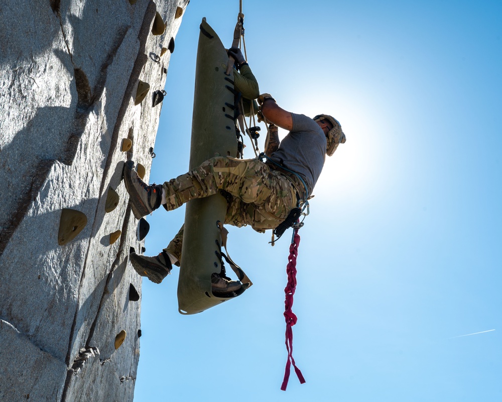 High angle, higher standards: 48th Rescue Squadron conducts high angle rescue training