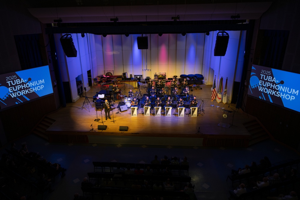 Dr. Marc Dickman performs with The U.S. Army Blues