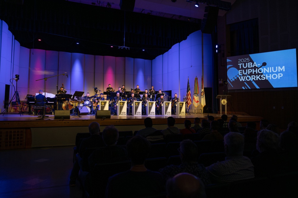 Dr. Marc Dickman performs with The U.S. Army Blues