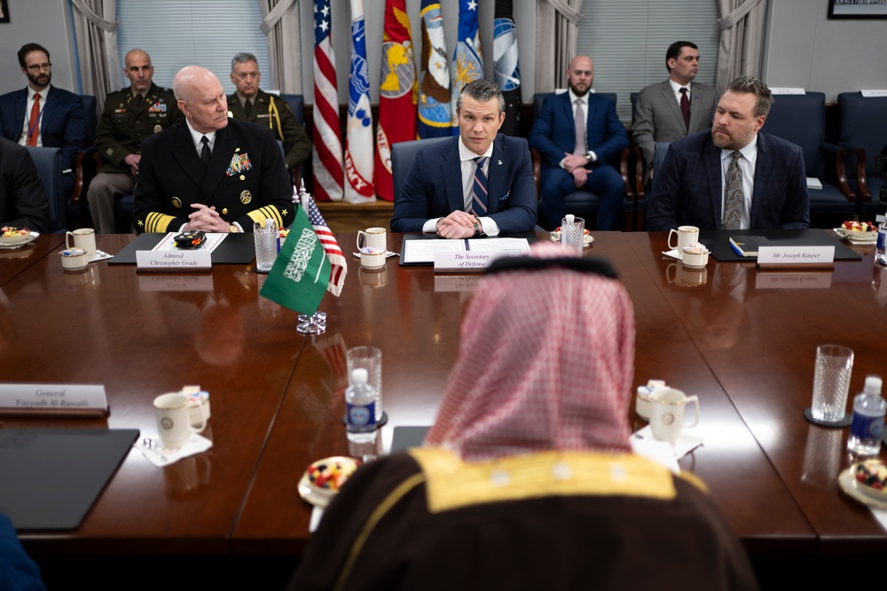 SD Hegseth Hosts Bilateral Exchange with Saudi Arabia MINDEF