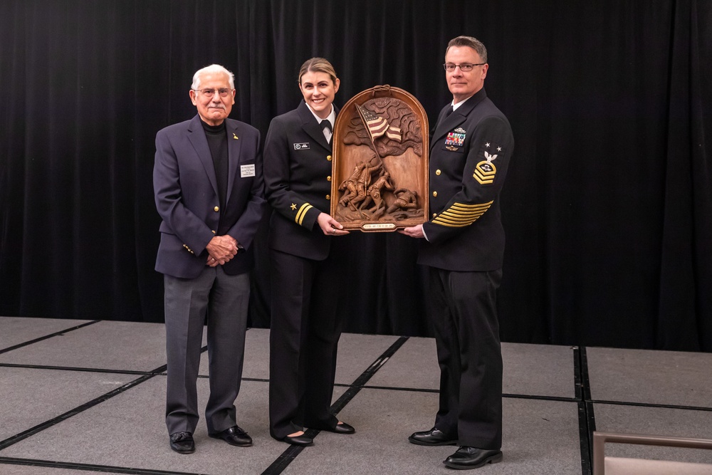 USS Iwo Jima Sailors Mark 80th Anniversary of Seminal Battle of Iwo Jima, Gain Invaluable Insights from ‘Greatest Generation’