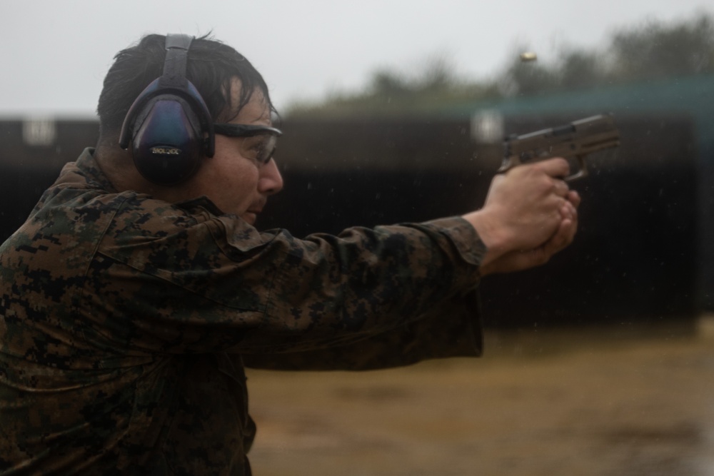 31st MEU Conducts Combat Marksmanship Program Training