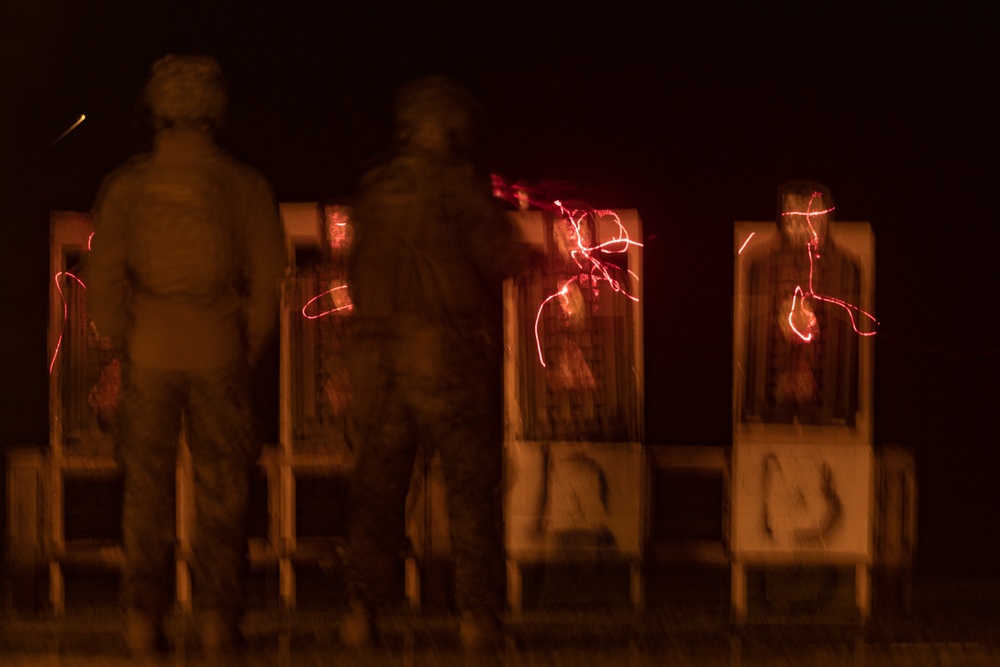 31st MEU Conducts Combat Marksmanship Program Training