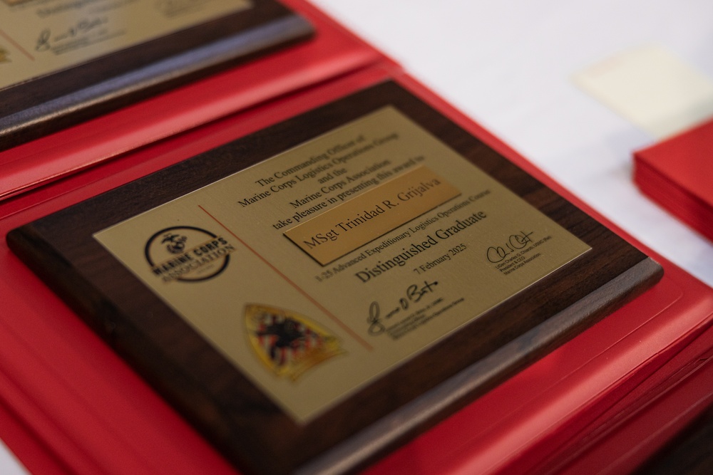 U.S. Marines graduate from Advanced Expeditionary Logistics Course and Logistics Intelligence Planners Course 1-25