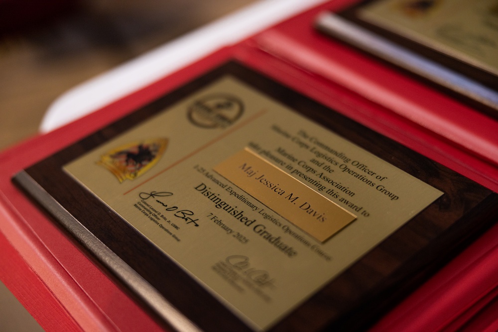 U.S. Marines graduate from Advanced Expeditionary Logistics Course and Logistics Intelligence Planners Course 1-25