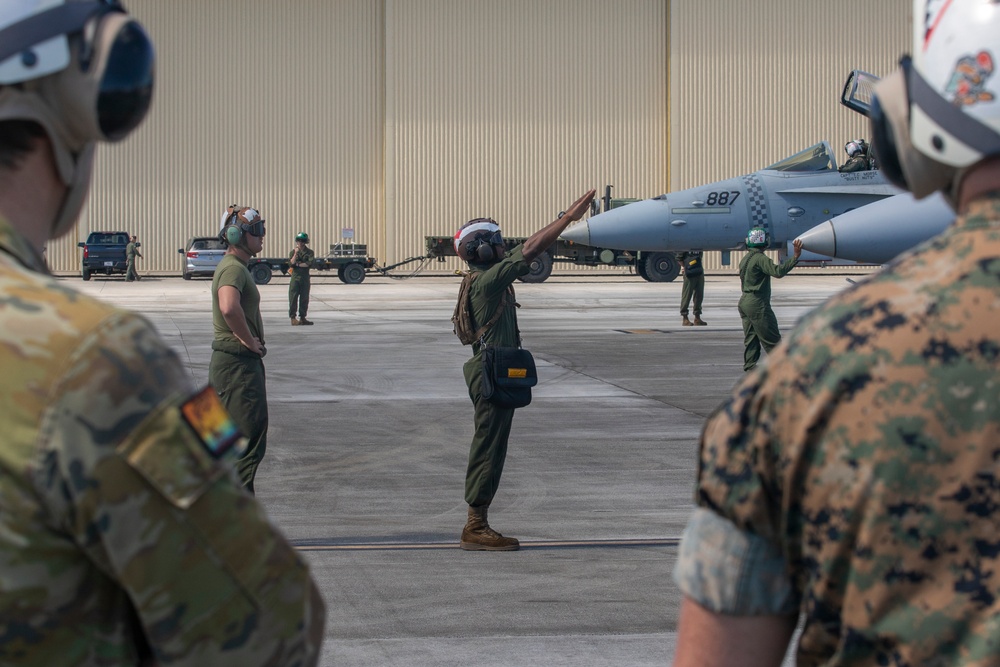 Marine 4th, 5th generation aircraft launch simultaneously during Cope North