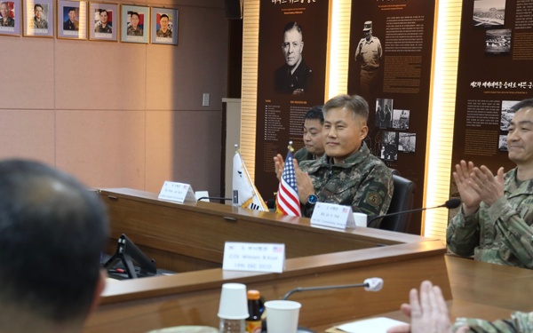 5th LSC Major Support Command capability exchange with the 19th ESC CG