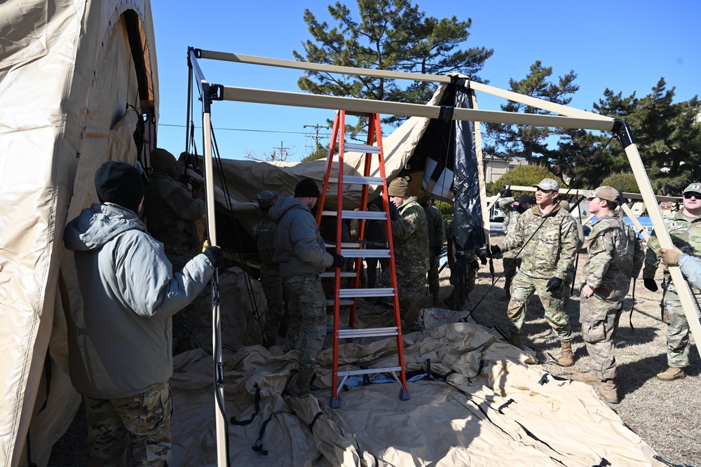 Med Hawks execute EMEDS HRT training