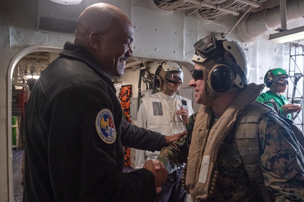 USS America Welcomes Commanding General, III Marine Expeditionary Force