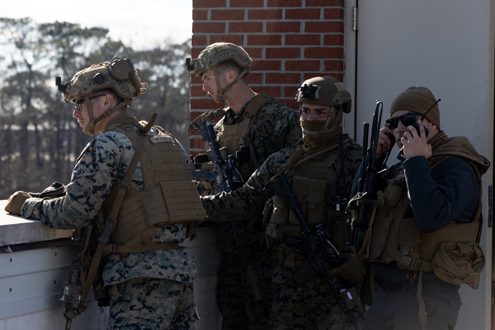 26th MEU completes crisis response exercise with EOTG