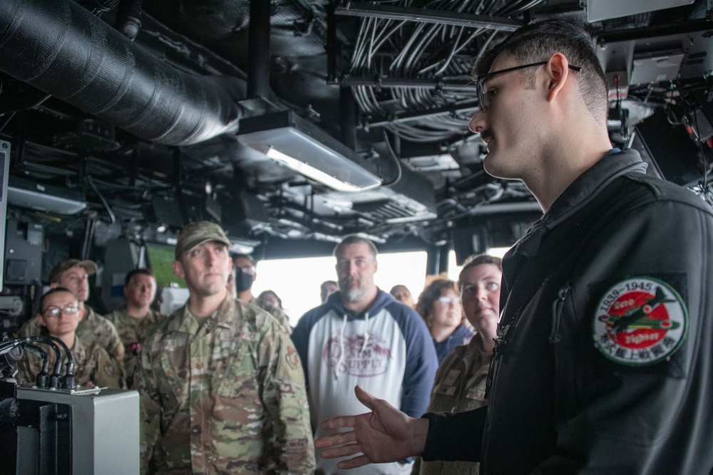 Ship Tour aboard USS America (LHA 6)