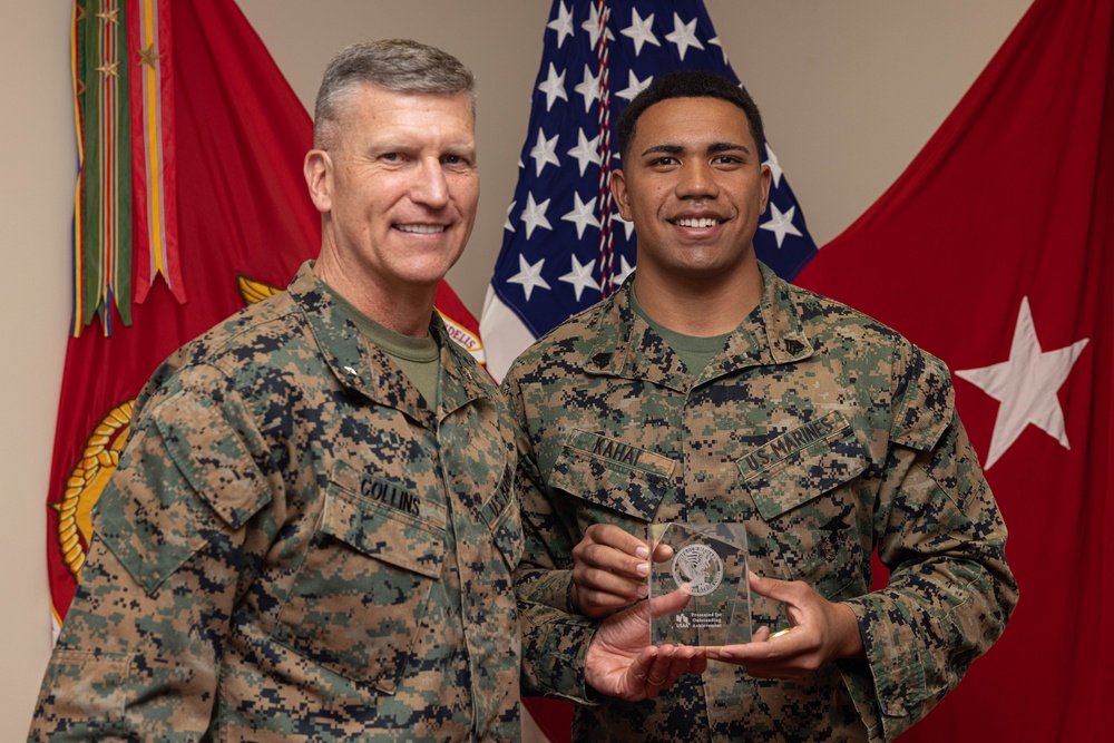 Brig. Gen. Collins Awards 3rd MLG Marines and NCOs of the Quarter and Year