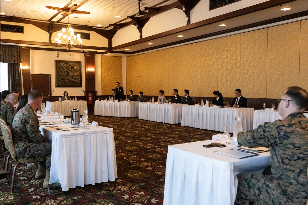 MCIPAC and OPG leaders meet during a leadership engagement session