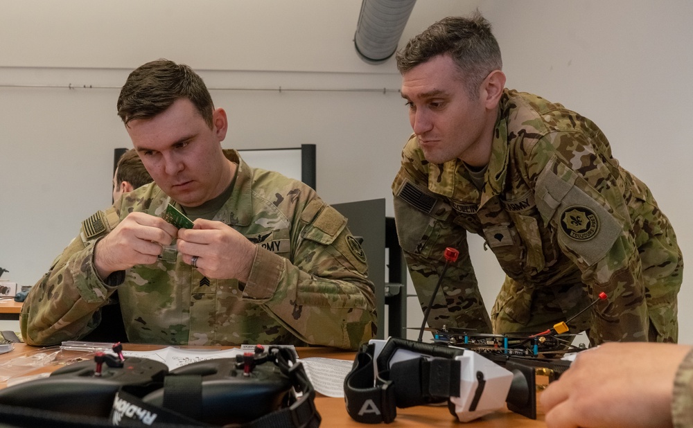 Soldiers train on drone innovation at Grafenwoehr