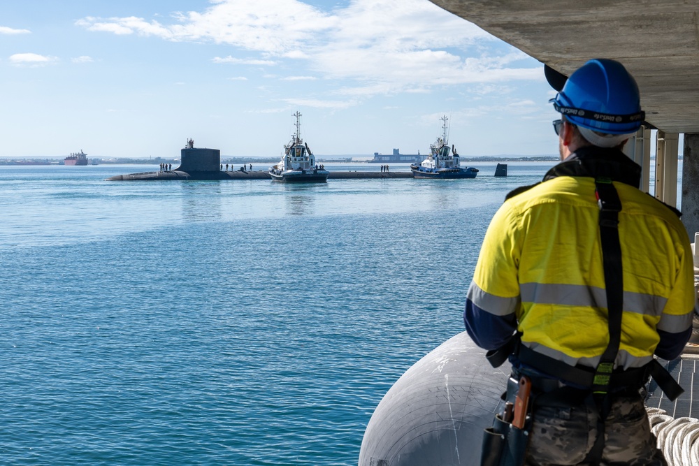 The Virginia-class fast-attack submarine USS Minnesota (SSN 783) arrives at HMAS Stirling, Western Australia, Australia