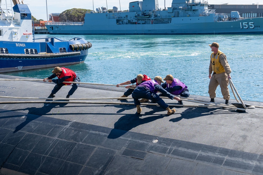 The Virginia-class fast-attack submarine USS Minnesota (SSN 783) arrives at HMAS Stirling, Western Australia, Australia