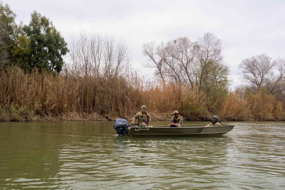 U.S. Guard Soldiers Patrol Texas Border