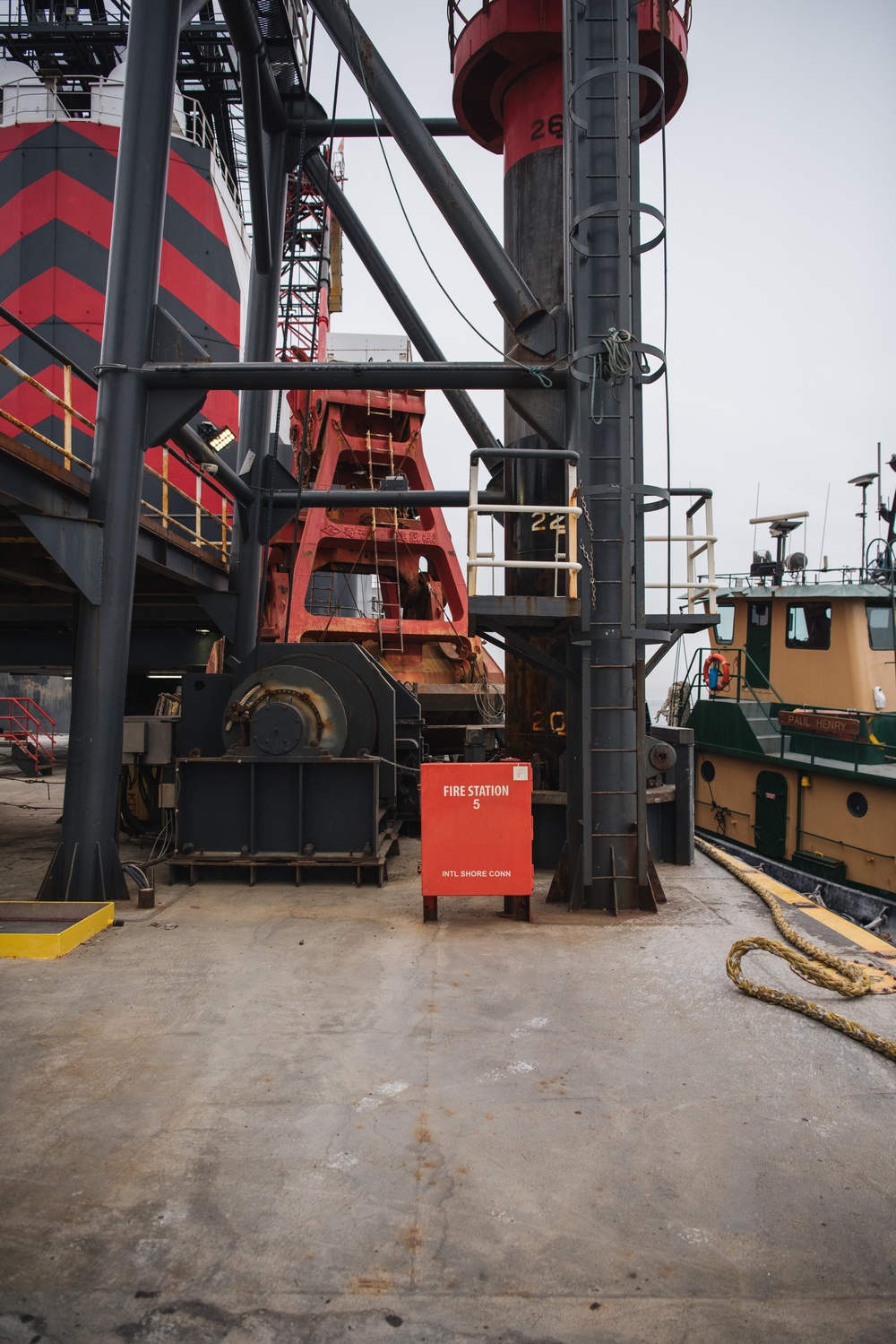 Baltimore District leadership visits DB Avalon during Baltimore Harbor and channels maintenance dredging