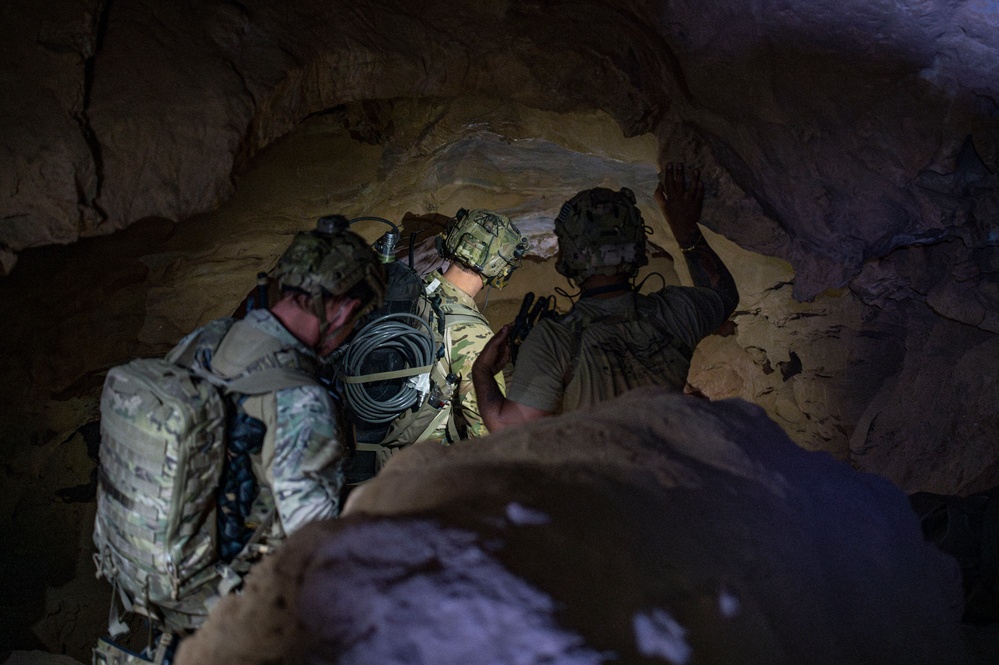 DM’s Special Warfare Airmen conduct a cave search and rescue exercise