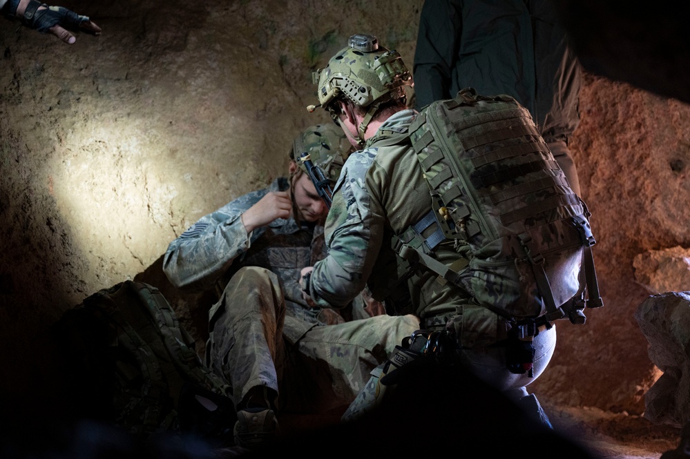 DM’s Special Warfare Airmen conduct a cave search and rescue exercise