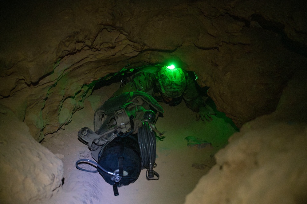 DM’s Special Warfare Airmen conduct a cave search and rescue exercise