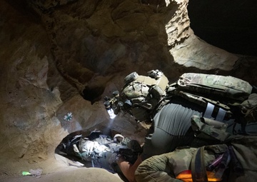 DM’s Special Warfare Airmen conduct a cave search and rescue exercise