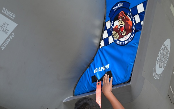 Eglin Elementary tour inspires next generation