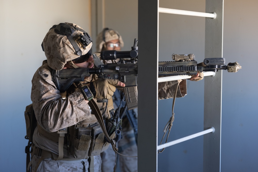 2/11 conducts Urban FEX during Adversary Force Exercise 1-25