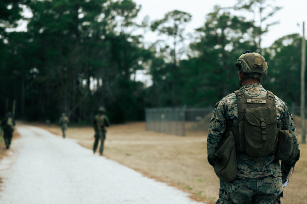 U.S. Marines Attending an EHIT Course Conduct Patrol Evaluations