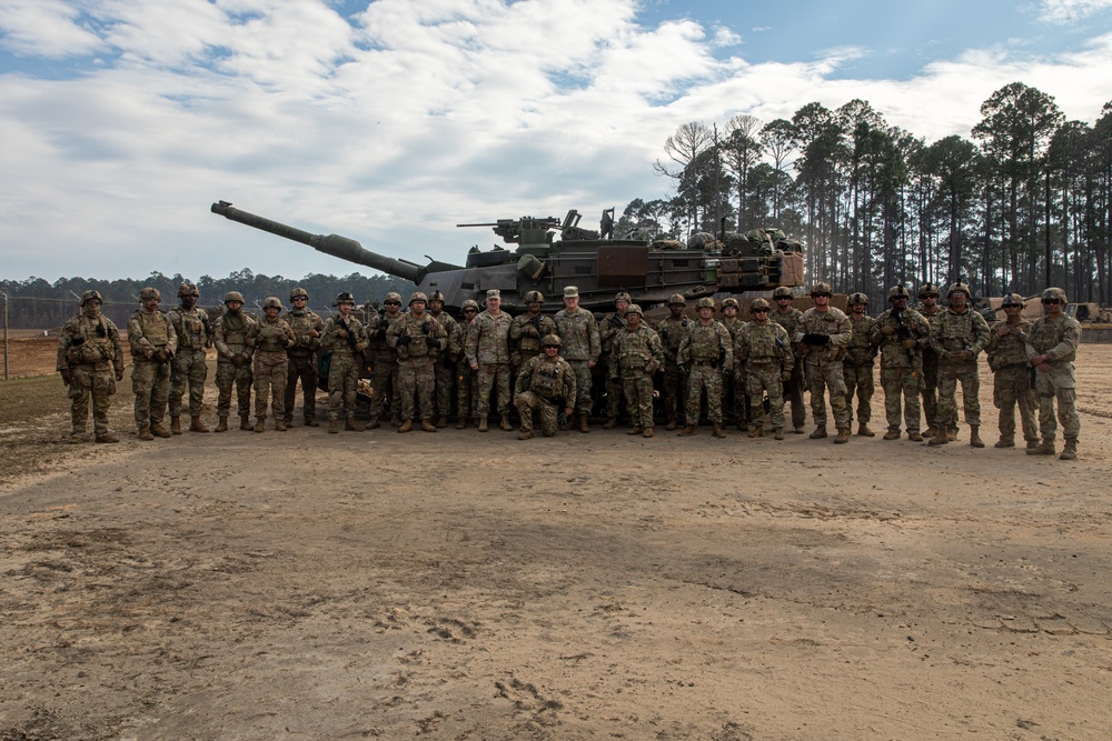 General James Rainey visits Fort Stewart